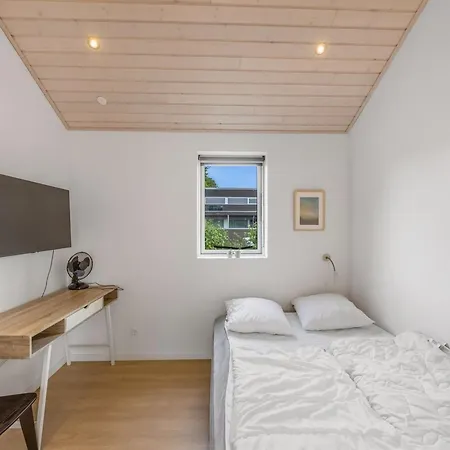 Nyaraló Smilla - 1-1km From The Sea By Interhome Hals