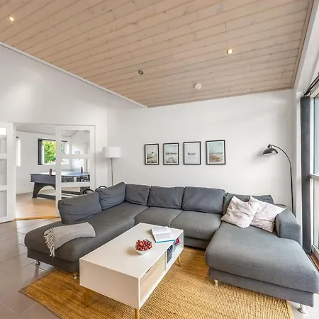 Nyaraló Smilla - 1-1km From The Sea By Interhome Hals