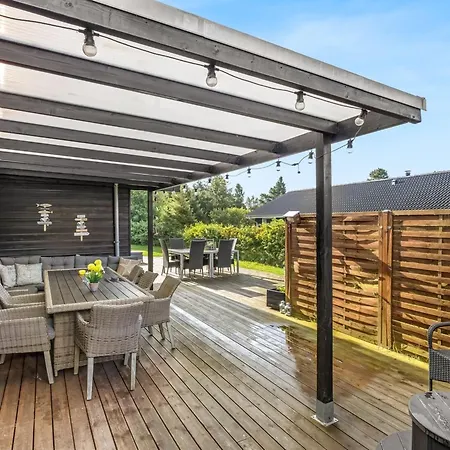 Nyaraló Smilla - 1-1km From The Sea By Interhome Hals